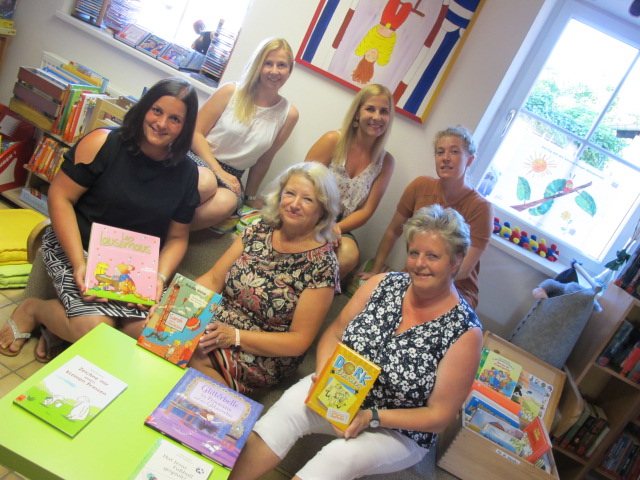 Team der Gemeindebücherei Feldkirchen Team der Gemeindebücherei Feldkirchen