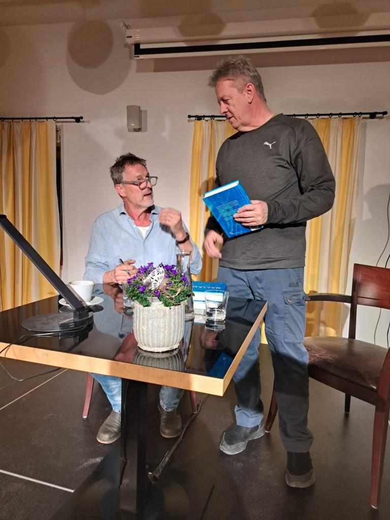 Einblicke in die Lesung des Autors Günther Resch